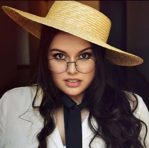 Meet your Posher, Nellie